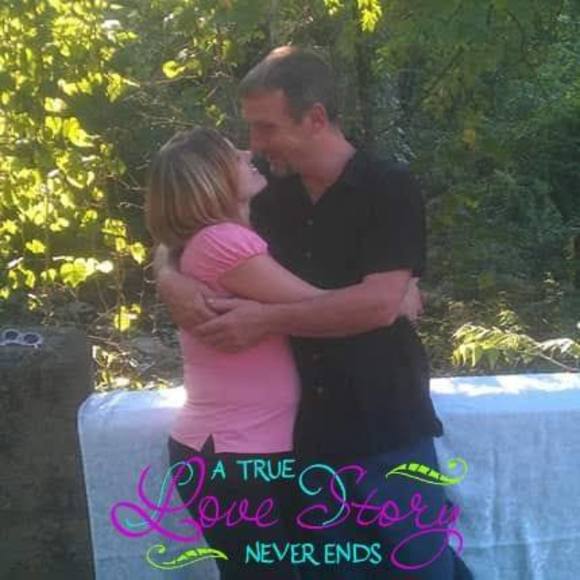 Meet your Posher, Heather - Picture 1 of 1